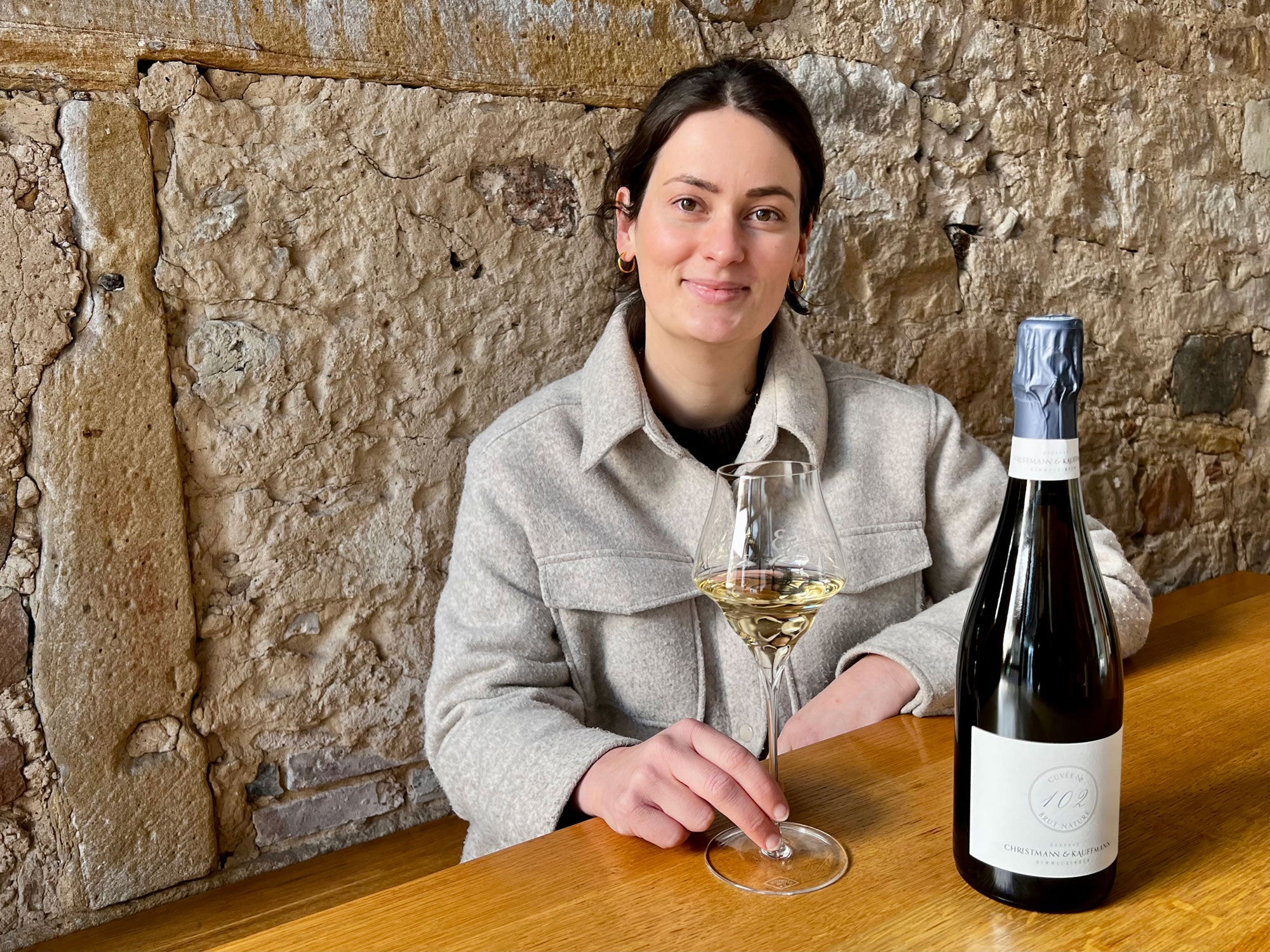 “A glass must aspire to provide the best possible stage for a sparkling wine.”