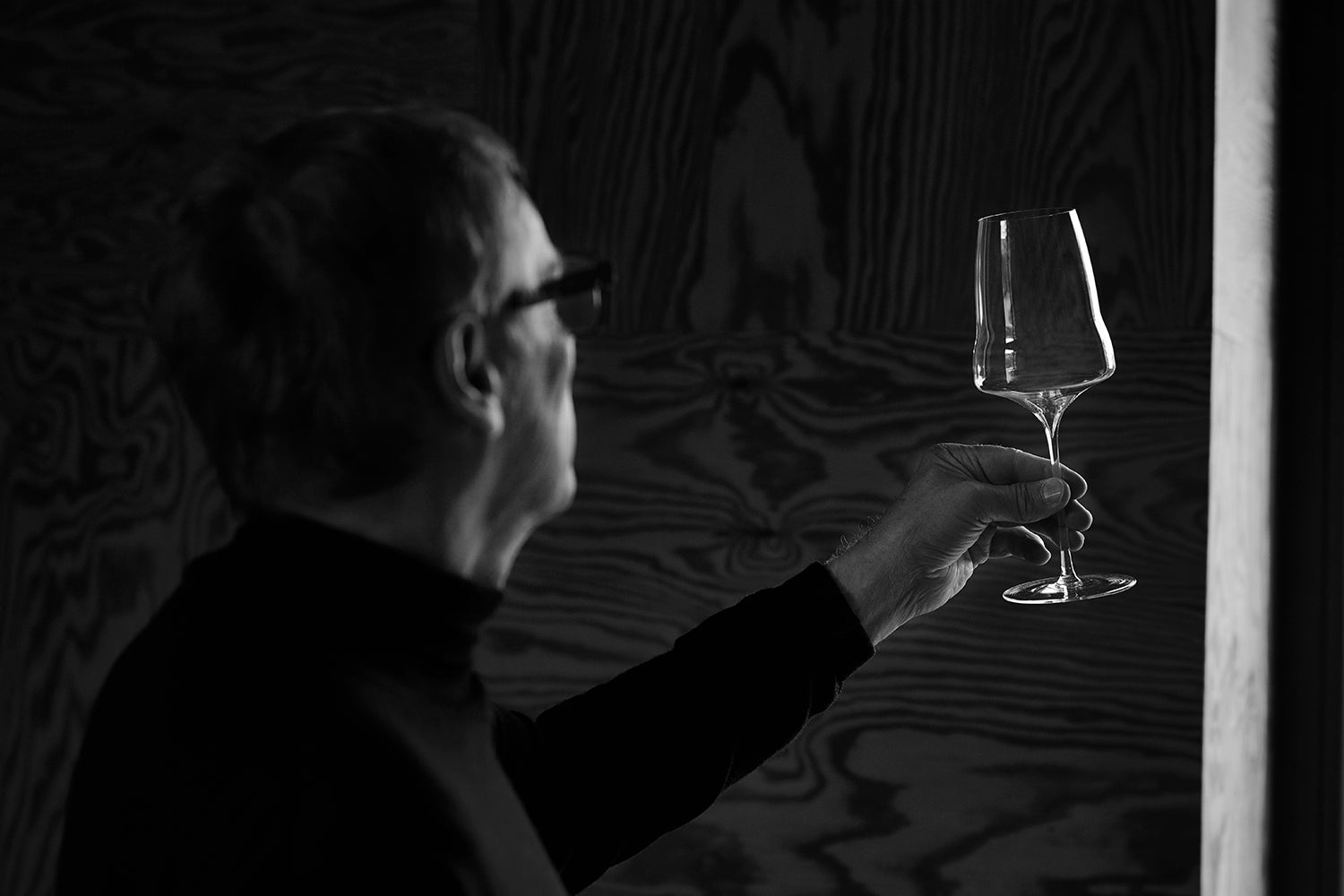 Kurt Josef Zalto holds Josephine N° 2